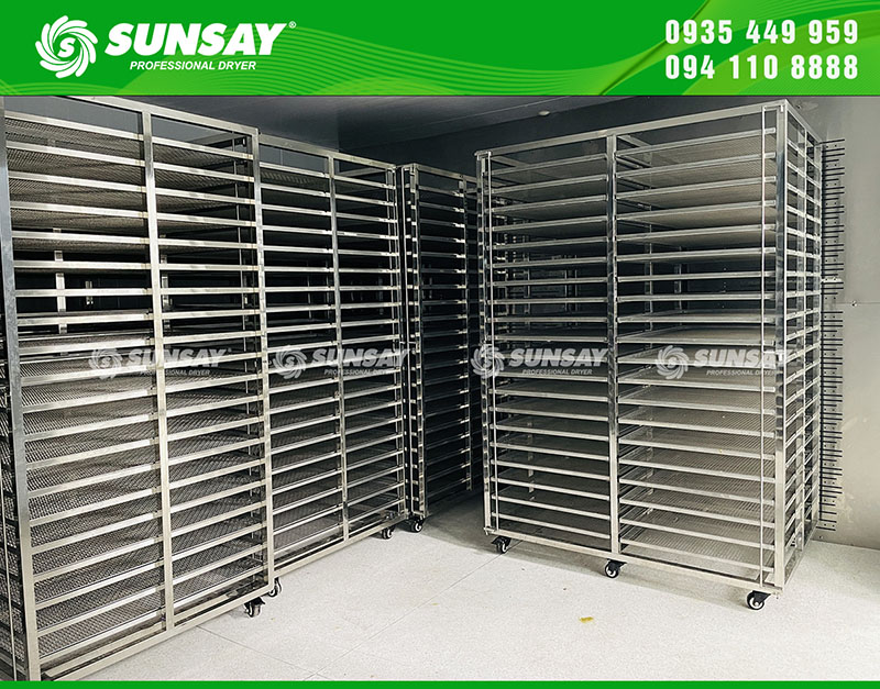 Xe được thiết kế với vật liệu inox 304 Xe được thiết kế với vật liệu inox 304